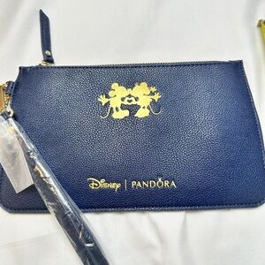 Disney Pandora Blue Clutch/Wristlet Gold Accents and Kissing Minnie & Mickey
